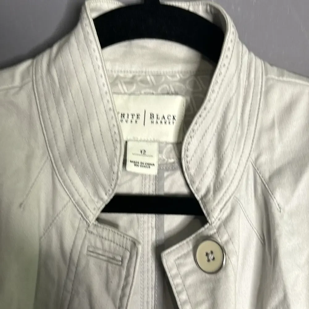 White House Black Market Cream Button-Front Blazer Jacket - Picture 2 of 7